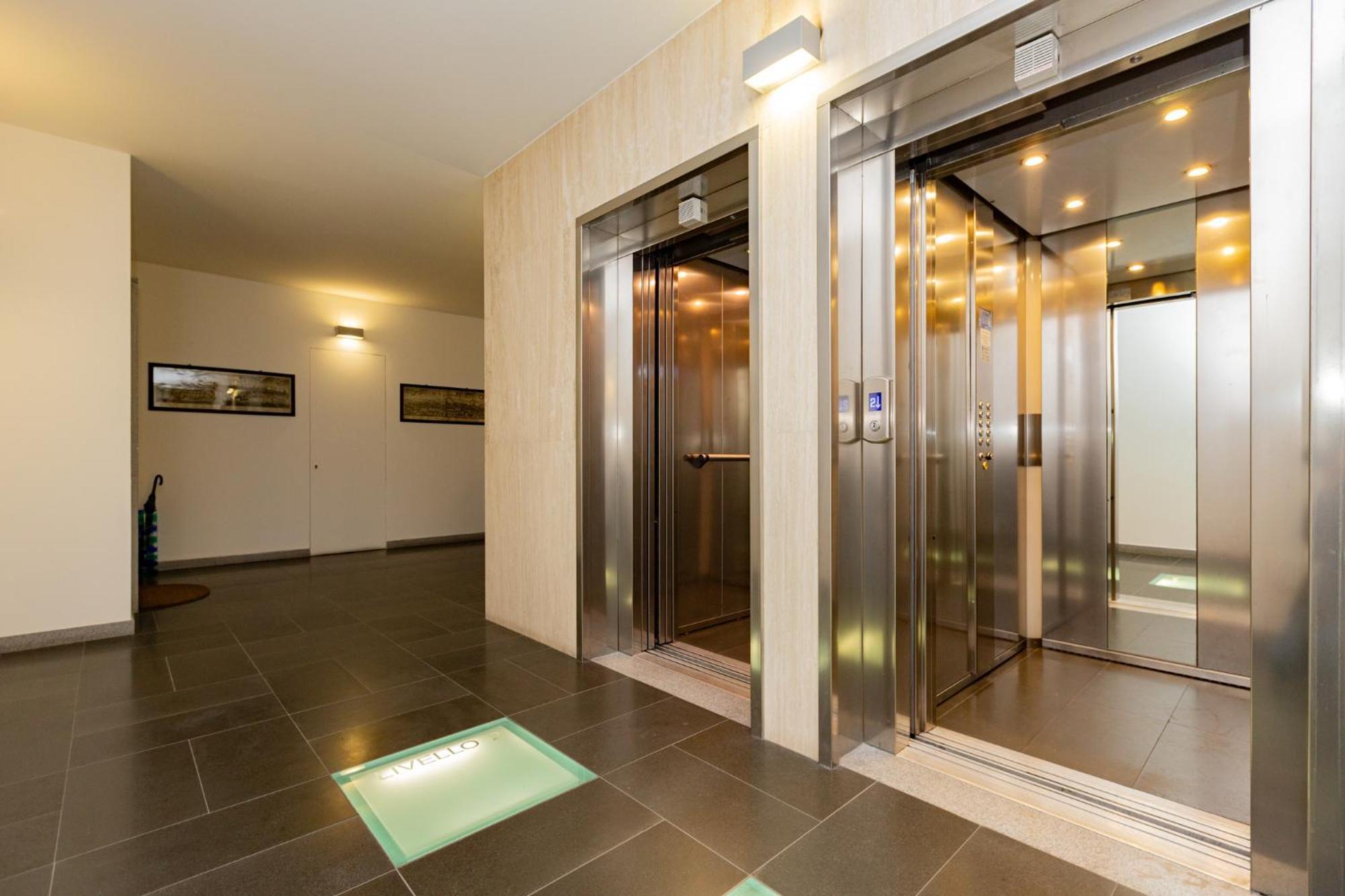 Premuda20 Milan Elegant Apartment Milão Exterior foto